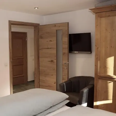 Apartment Gaestehaus Lipp *