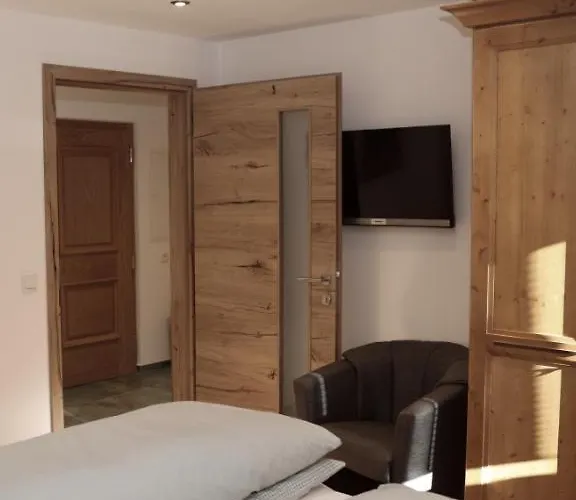 Apartment Gaestehaus Lipp *